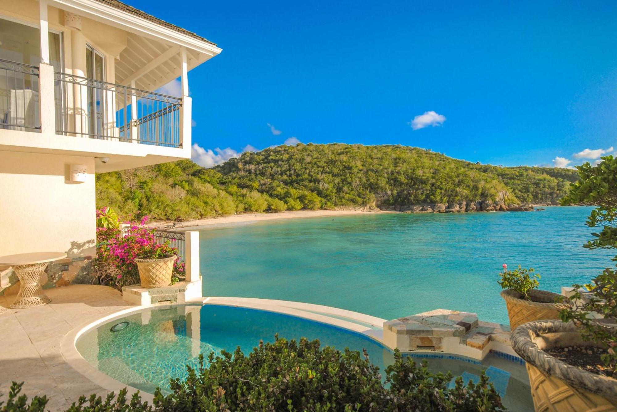 Blue Waters Resort And Spa St. John's Екстериор снимка